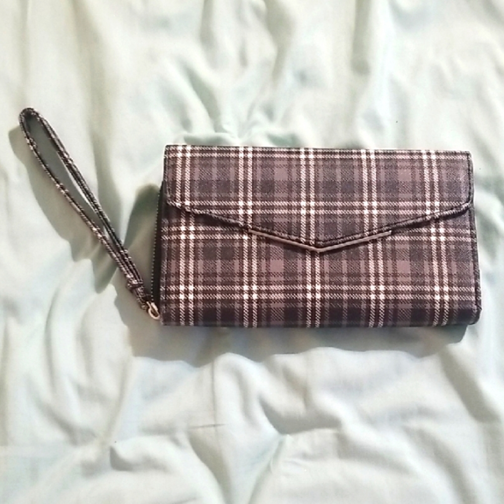 Black and Gray Clutch Wallet with Structured Design